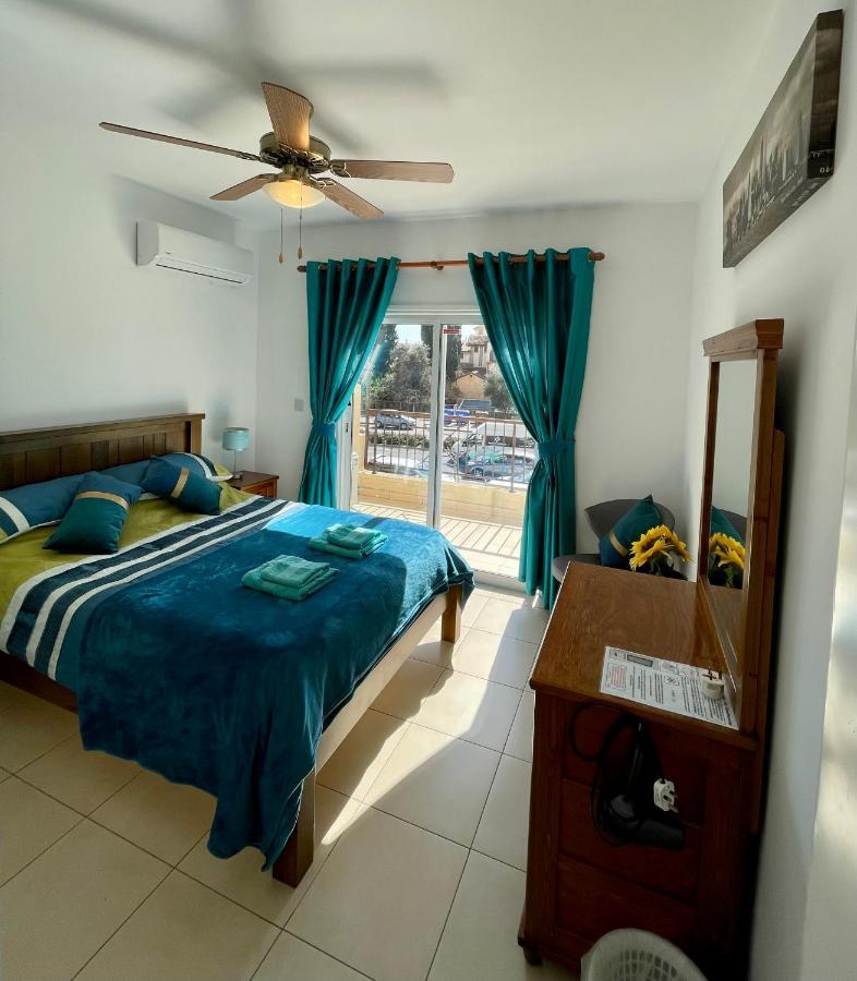 דירות 109 Queens Gardens, Paphos מראה חיצוני תמונה