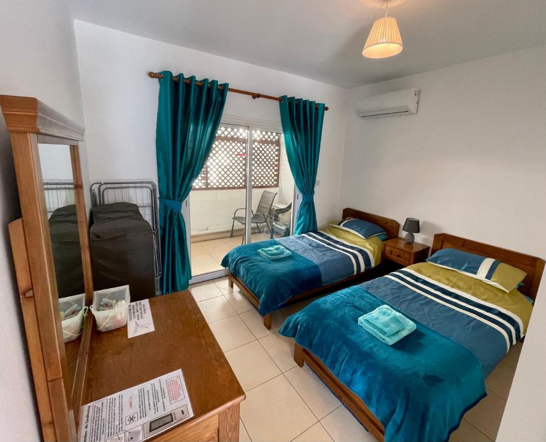 דירות 109 Queens Gardens, Paphos מראה חיצוני תמונה