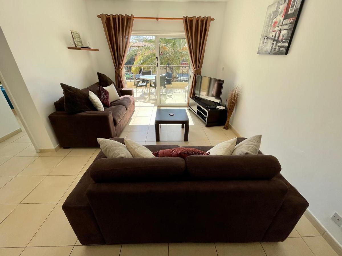דירות 109 Queens Gardens, Paphos מראה חיצוני תמונה