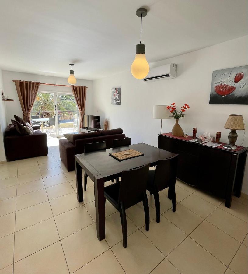 דירות 109 Queens Gardens, Paphos מראה חיצוני תמונה