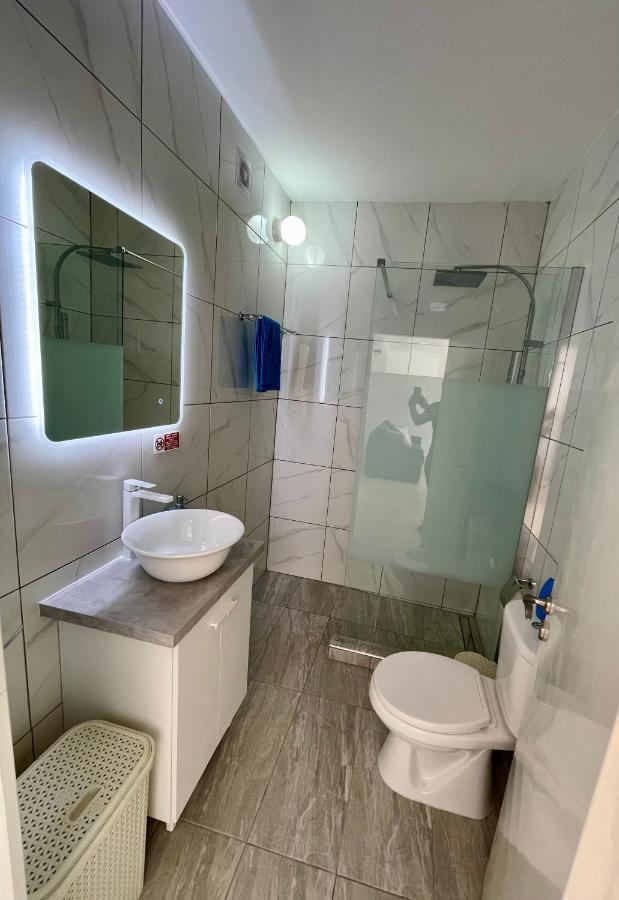 דירות 109 Queens Gardens, Paphos מראה חיצוני תמונה